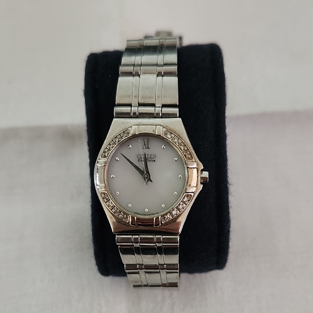 Citizen Women's Eco-Drive Silver Ladies Watch with Diamond Accented Bezel